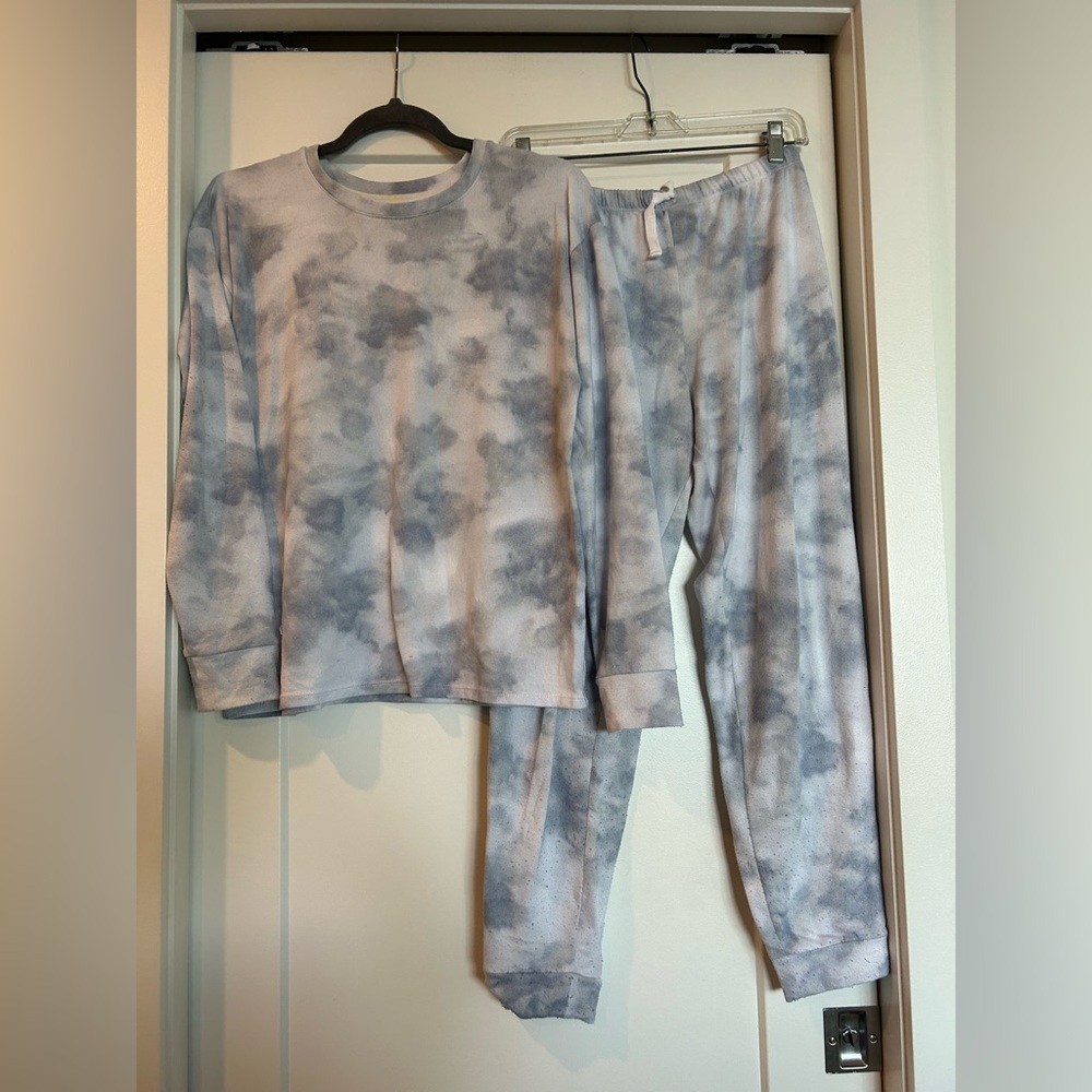 Cozy Tie-Dye Pajamas Set